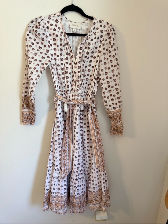 Cleobella Dresses & Skirts - Cleobella cream midi dress with brown paisley border size small